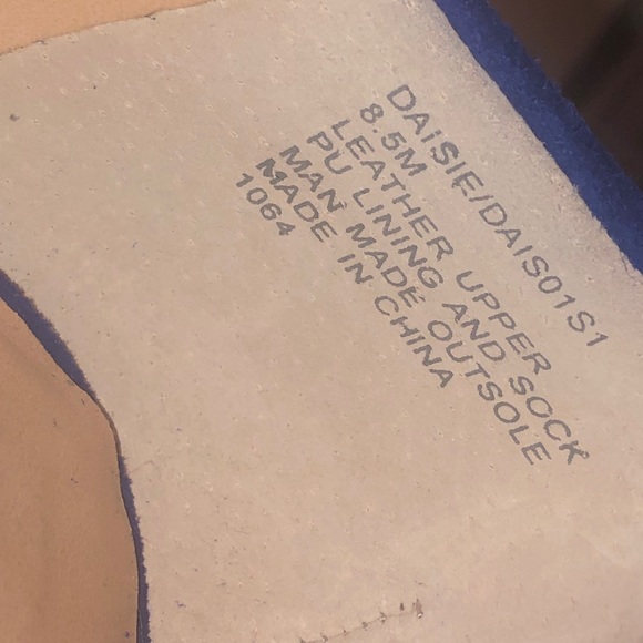 Blue heels - Picture 7 of 7